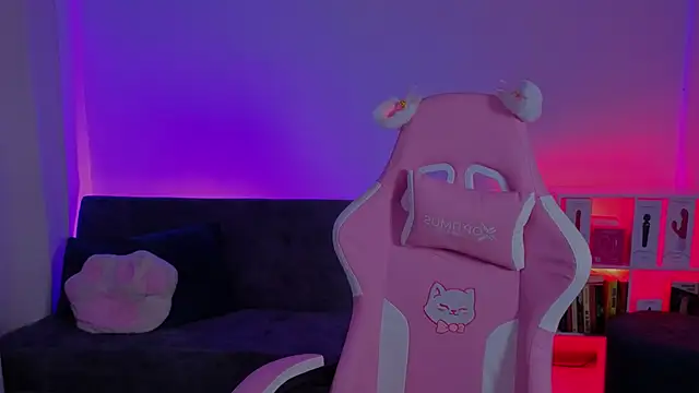 Gaby  Howards online show from March 2026 07:08:02 PM