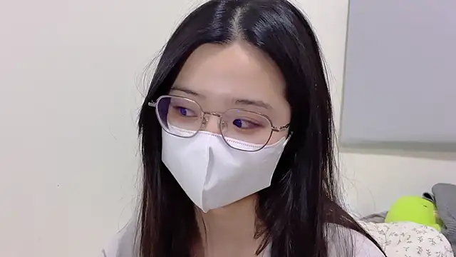 Snapshot of LHeart chatting on October 2025 03:58:01 PM LHeart online show from October 2025 03:58:01 PM