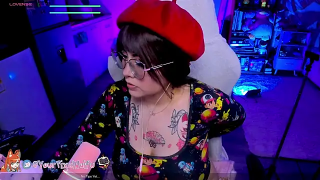 AlyssaRomanova online show from October 2025 02:37:02 AM