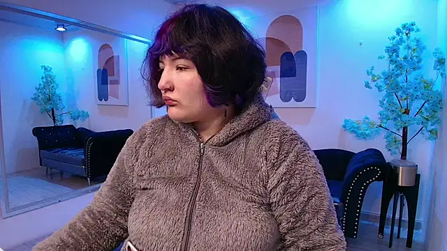 Ritsuka berry online show from November 2025 03:07:01 AM