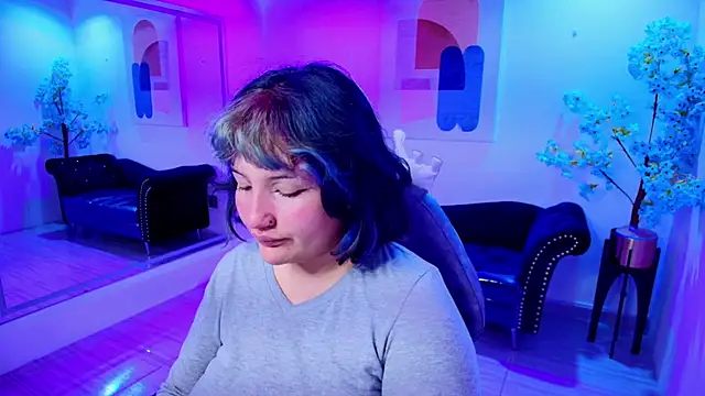 Ritsuka berry online show from April 2026 07:07:01 PM