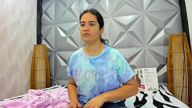 GreciaFox1 online show from December 2025 11:26:02 AM