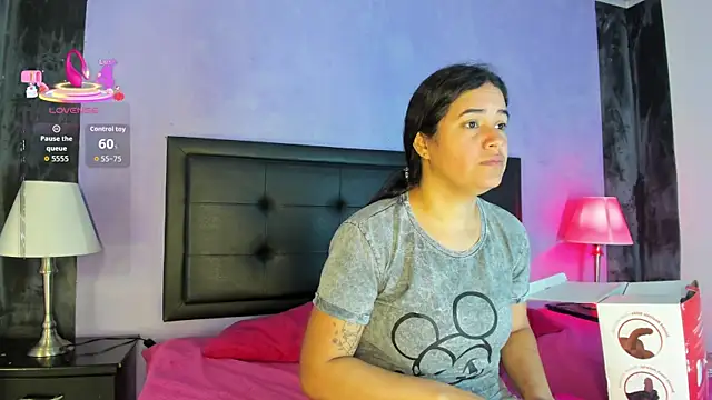 GreciaFox1 online show from February 2026 12:23:02 PM