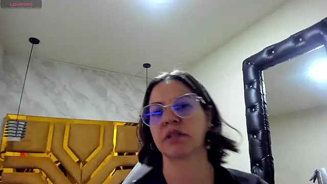 Luciifeer  online show from January 2026 04:56:02 PM