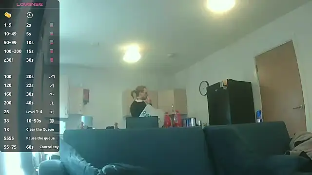 avamaxwell online show from April 2026 02:11:01 PM