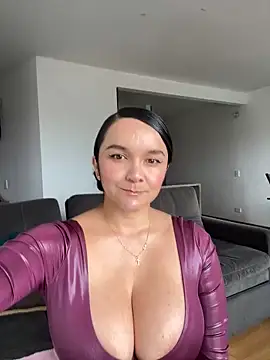 Nova Gabriela online show from September 2025 03:17:01 PM