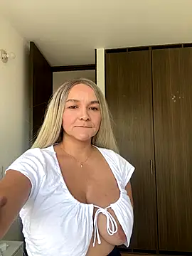 Nova Gabriela online show from December 2025 02:02:02 PM