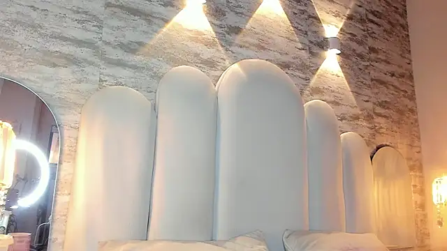 Yassy vazquez online show from January 2026 07:49:02 PM