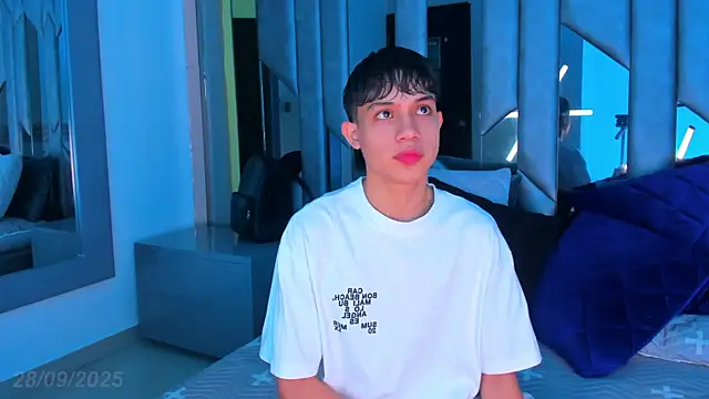 Snapshot of Sebax_Young chatting on September 2025 03:50:02 PM Sebax Young online show from September 2025 03:50:02 PM