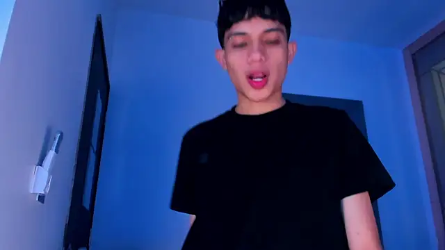 Sebax Young online show from February 2026 08:14:01 PM