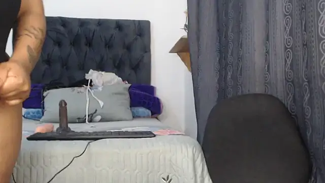 Busty-Caramel online show from September 2025 09:05:01 PM