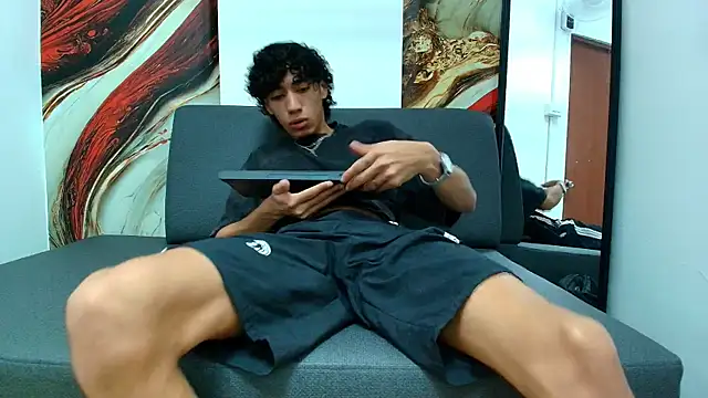 simondwayne online show from April 2026 07:37:01 PM