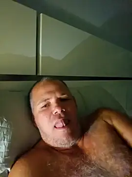 cubanitofeliz40 online show from December 2025 09:29:02 AM