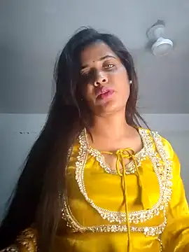 cute radhikaa online show from April 2026 08:12:02 PM