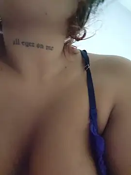 Yessica Lopezz online show from November 2025 12:26:01 PM