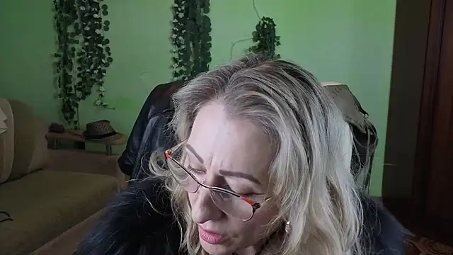 Habibi Honeyy online show from December 2025 10:57:02 AM