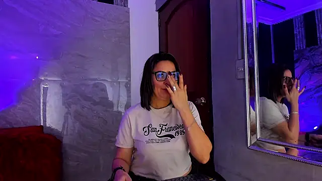 Snapshot of Agatha_Pleasure chatting on October 2025 11:54:02 AM Agatha Pleasure online show from October 2025 11:54:02 AM