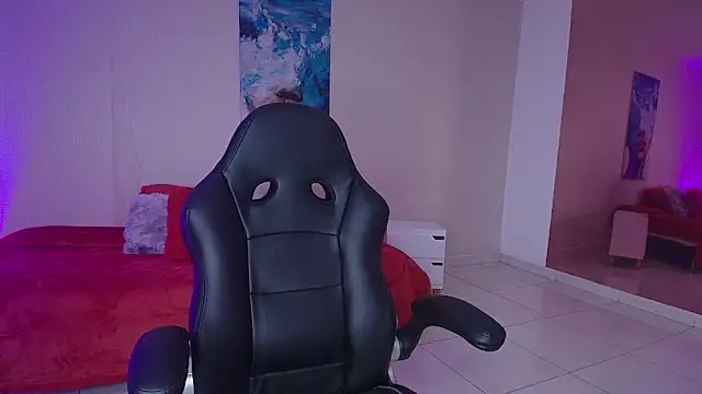 Snapshot of Celestee69 chatting on October 2025 08:05:01 PM Celestee69 online show from October 2025 08:05:01 PM