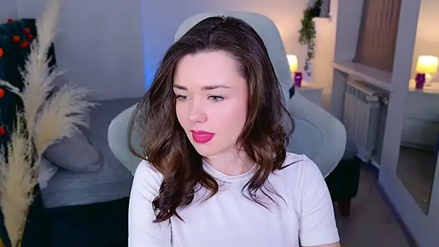 AvaFlower online show from October 2025 02:18:02 PM