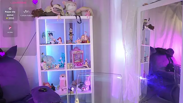 Snapshot of Im_Garu chatting on October 2025 12:15:02 PM Im Garu online show from October 2025 12:15:02 PM