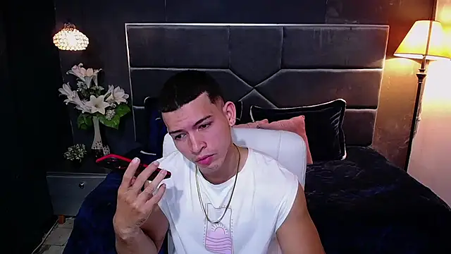 ethan rodgers online show from October 2025 07:36:02 PM