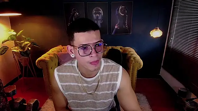 ethan rodgers online show from October 2025 07:41:01 PM