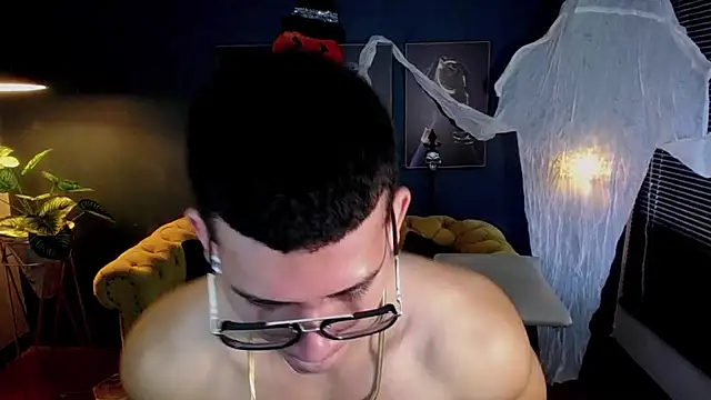 ethan rodgers online show from October 2025 07:26:02 PM