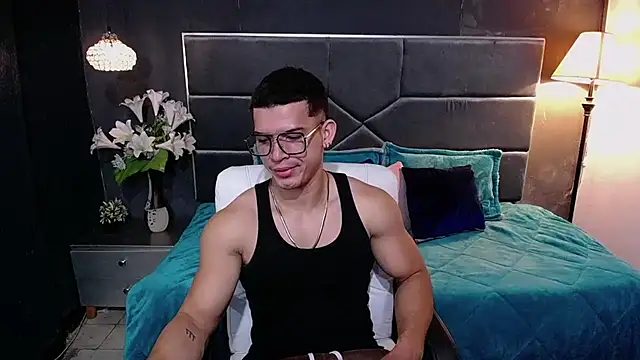 ethan rodgers online show from November 2025 07:47:01 PM