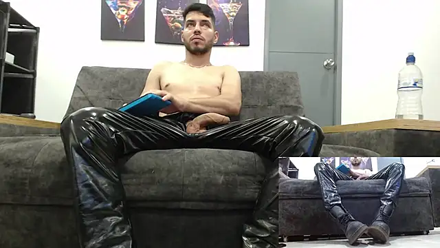 mackdaniels online show from October 2025 10:33:01 PM