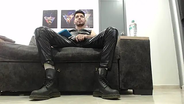 mackdaniels online show from April 2026 09:38:01 PM