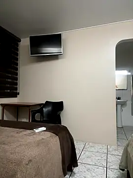 Snapshot of franciscommx chatting on October 2025 02:14:02 AM franciscommx online show from October 2025 02:14:02 AM