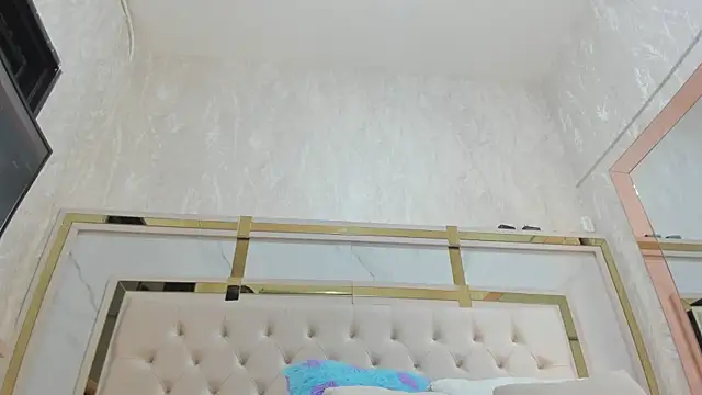 megan rous  online show from September 2025 03:06:02 AM