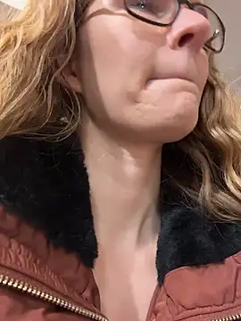 Bikergirl 97 online show from December 2025 02:04:02 PM