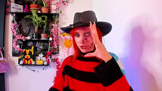 megaanGilr online show from October 2025 08:04:01 PM