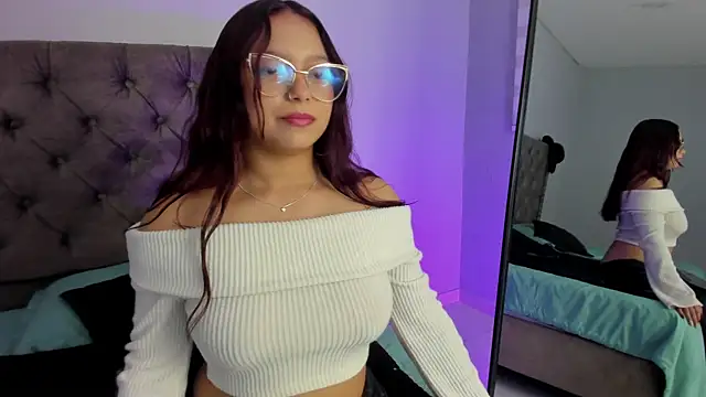 Snapshot of Missy_davis chatting on October 2025 08:52:01 PM Missy davis online show from October 2025 08:52:01 PM