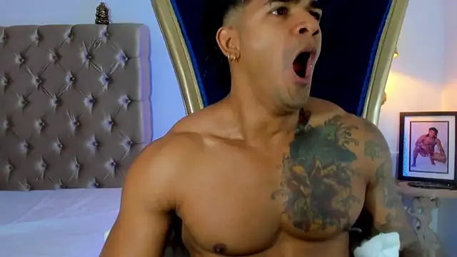 antonio  444 online show from October 2025 10:29:01 AM