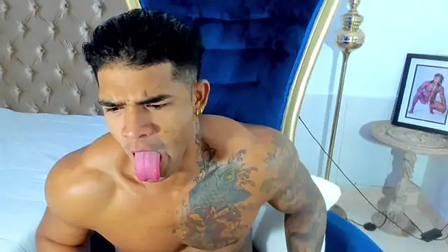 antonio  444 online show from November 2025 10:04:02 AM