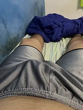 Snapshot of Piter14cm chatting on November 2025 04:22:02 AM Piter14cm online show from November 2025 04:22:02 AM