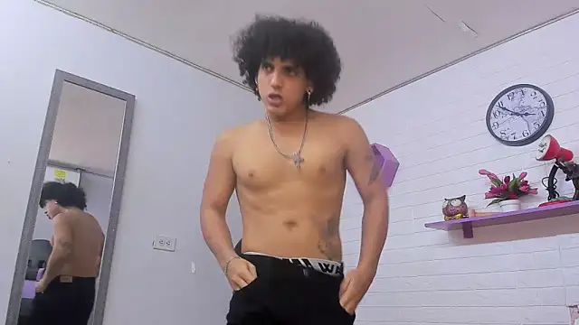 Xfire boy69 online show from October 2025 04:27:02 PM