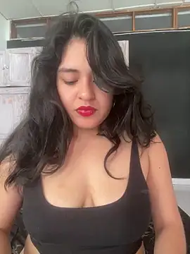 EmilyNoir1 online show from May 2026 08:57:02 PM