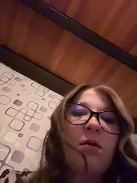 SweetTeenGirl online show from November 2025 06:44:02 PM