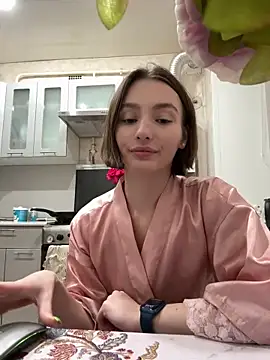 ZariaFlame online show from November 2025 08:33:02 PM