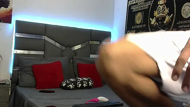 Jayden jack online show from October 2025 07:04:02 PM