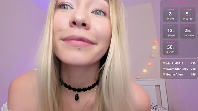 Snapshot of DanaCandy chatting on March 2025 10:51:01 PM DanaCandy online show from March 2025 10:51:01 PM