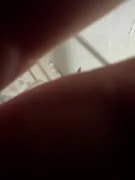 mikimakim online show from April 2026 11:03:02 AM