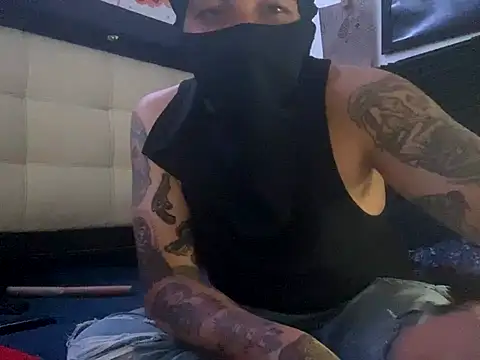 BadBoyz69100 online show from September 2025 10:26:01 PM