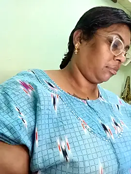 zara-mallus online show from September 2025 04:39:02 AM