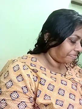 zara-mallus online show from October 2025 07:00:01 PM