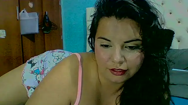 Snapshot of SamiBoobsxx chatting on September 2025 05:09:01 AM SamiBoobsxx online show from September 2025 05:09:01 AM