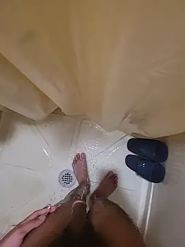 catluvr999 online show from March 2026 06:58:02 PM